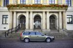 Volvo V70 2010 года